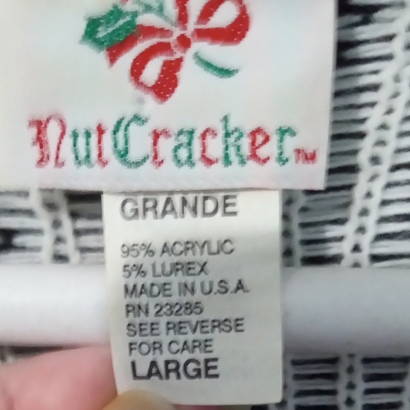 Festive Black Cardigan with Holiday Motifs - Picture 4 of 5